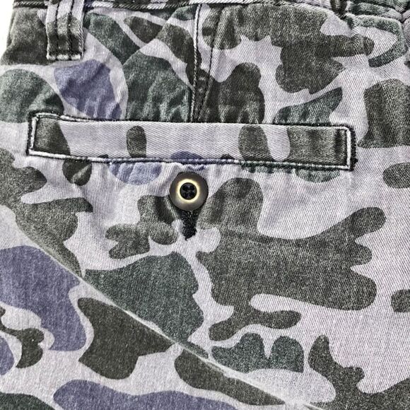 Foot locker 100% cotton faded camo print chino shorts sz 32 men - Picture 5 of 6